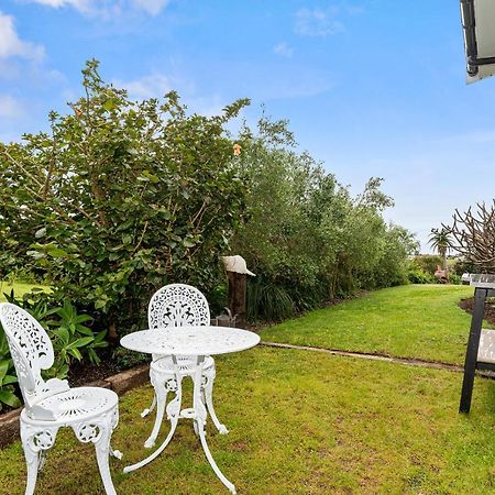 River Rest - Ruakaka Holiday Home Eksteriør billede