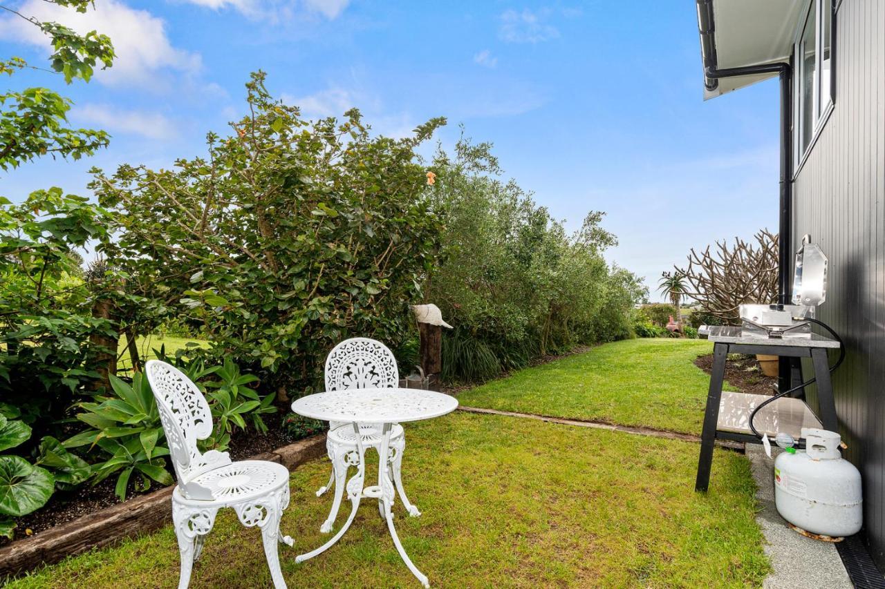 River Rest - Ruakaka Holiday Home Eksteriør billede