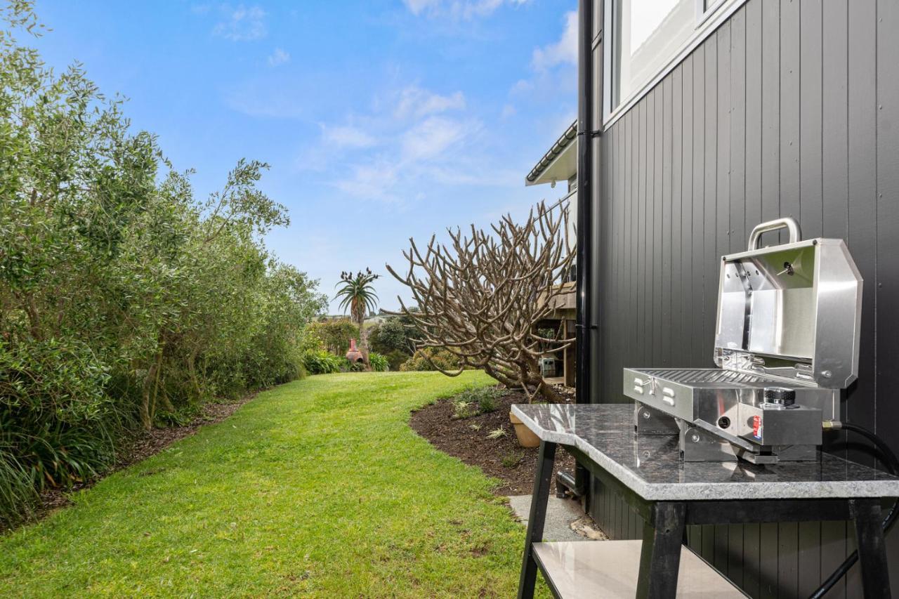 River Rest - Ruakaka Holiday Home Eksteriør billede
